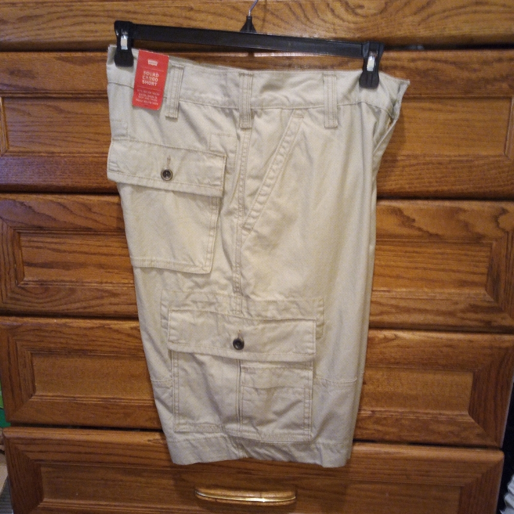 Shorts - Picture 2 of 2